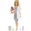 Barbie Doctora con Bebé> Muñecas