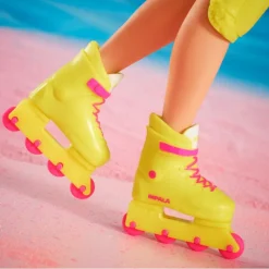 Barbie The Movie Ken Patinador><noscript><img width=