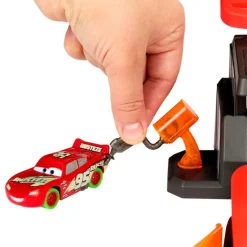 Disney Cars Night Racing Pista que Brilla en la Oscuridad><noscript><img width=
