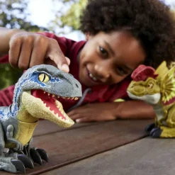 Jurassic world Dominion Velociraptor Beta Rowdy Roars><noscript><img width=