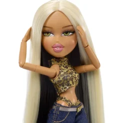 Otras marcas MGA Brazt X Muñeca Lola Índigo><noscript><img width=