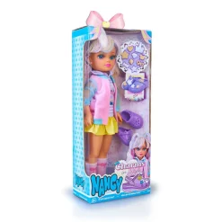Nancy Charms in Style Muñeca con Accesorios> Muñecas