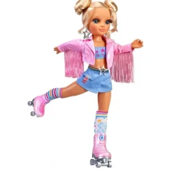 Nancy un Día de Baile en Patines><noscript><img width=