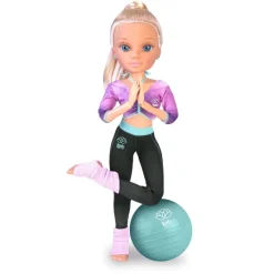 Nancy Yoga Class> Muñecas