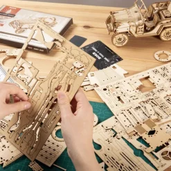 Otras marcas Robotime Jeep del Ejército Maqueta de Madera><noscript><img width=